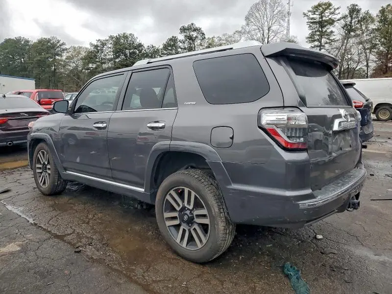 2018 TOYOTA 4RUNNER SR5/SR5 PREMIUM  