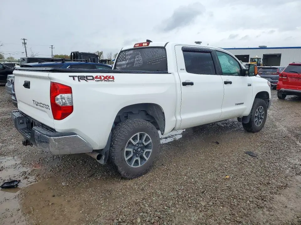 2021 TOYOTA TUNDRA SR5  