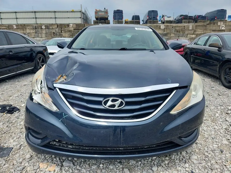 2012 HYUNDAI SONATA GLS  