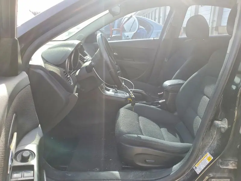 2012 CHEVROLET CRUZE LT  