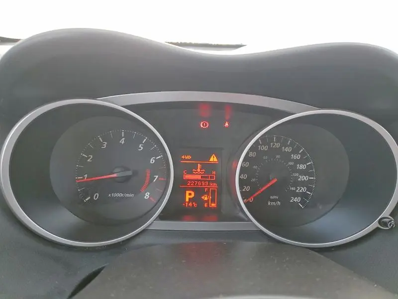 2012 MITSUBISHI OUTLANDER SE  