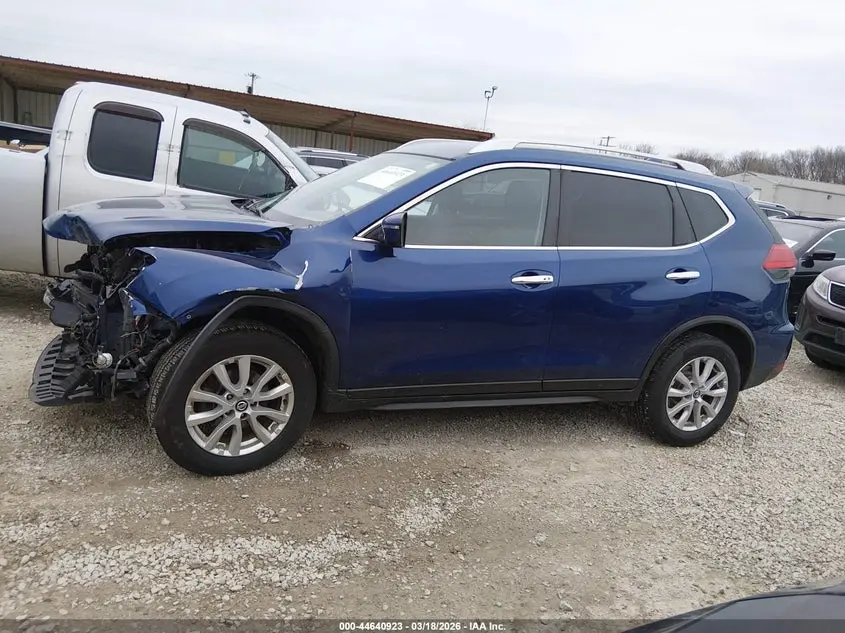 2017 NISSAN ROGUE SV