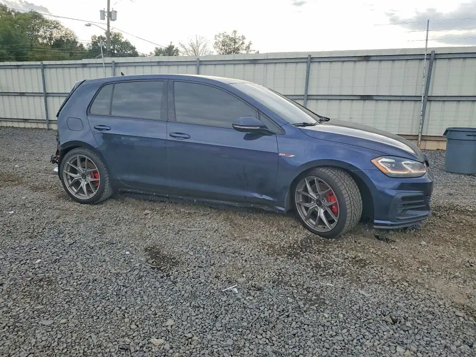 2018 VOLKSWAGEN GTI S/SE  