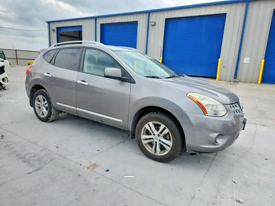 2012 NISSAN ROGUE S  