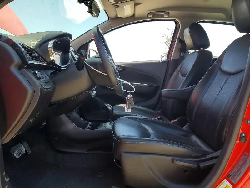 2016 CHEVROLET SPARK 2LT  