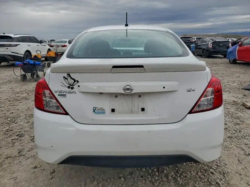2019 NISSAN VERSA S  