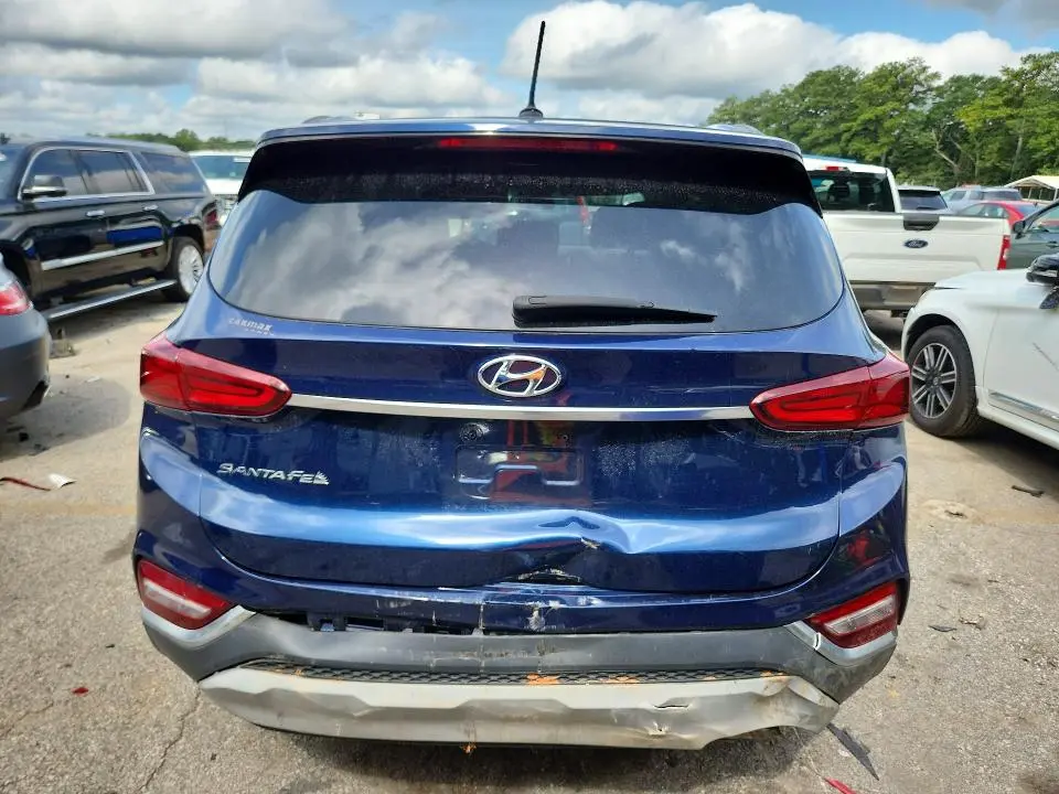 2019 HYUNDAI SANTA FE SE  