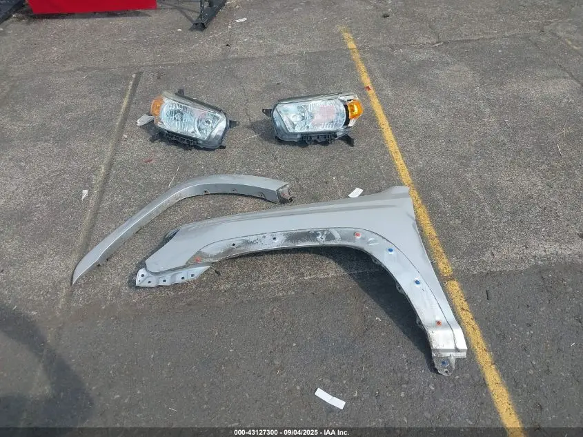 2011 TOYOTA 4RUNNER SR5 V6