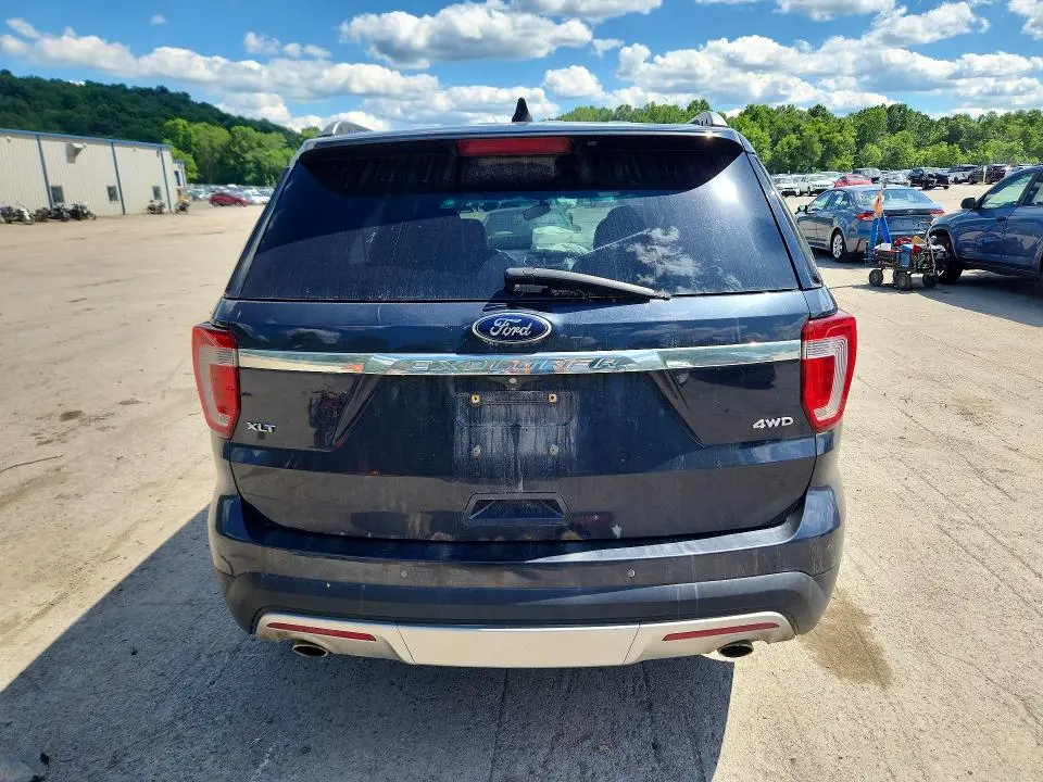 2017 FORD EXPLORER XLT  
