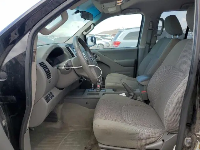 2015 NISSAN FRONTIER SV  
