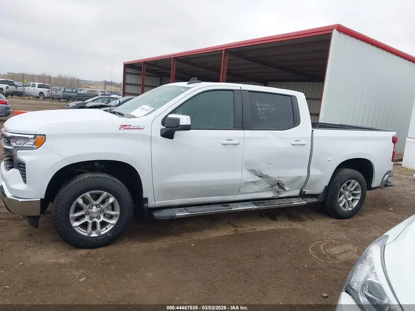 2024 CHEVROLET SILVERADO 1500 4WD  SHORT BED LT