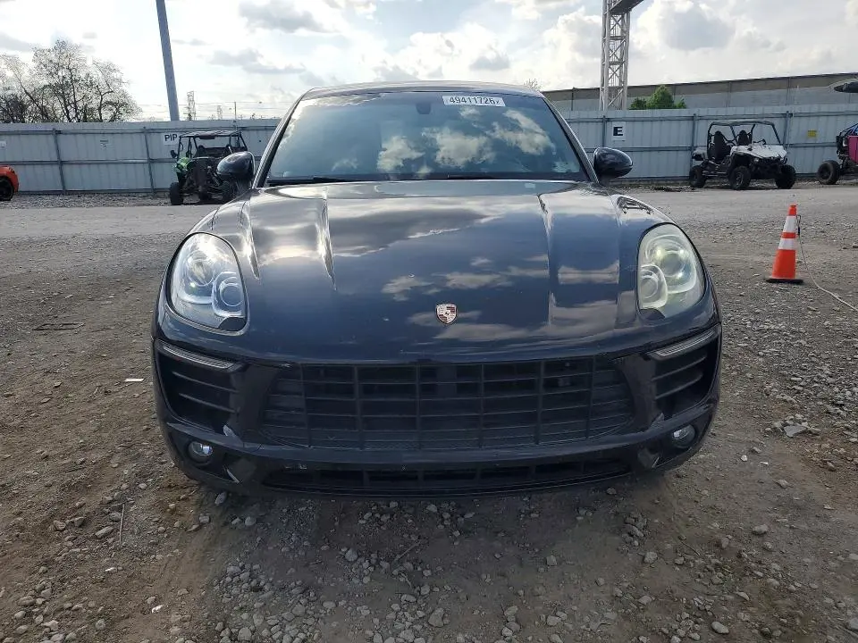 2015 PORSCHE MACAN S  