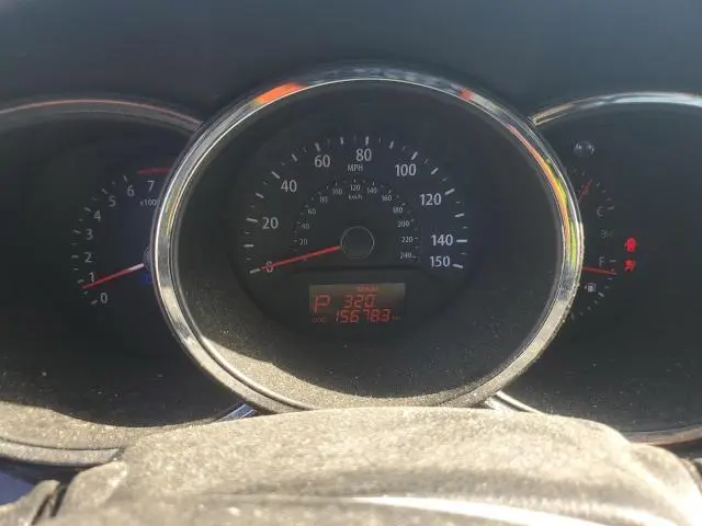 2012 KIA SORENTO BASE  