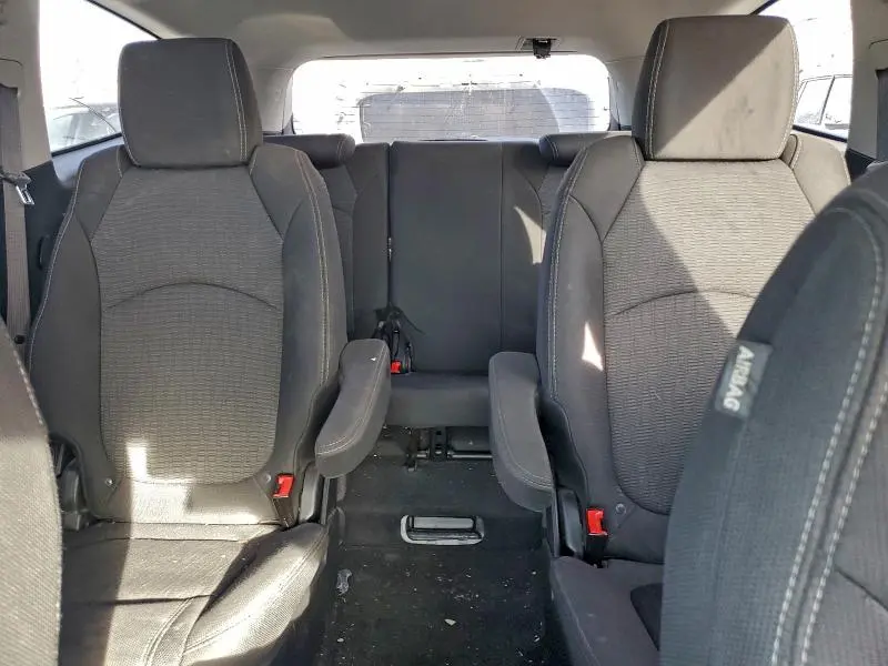 2014 CHEVROLET TRAVERSE LT  