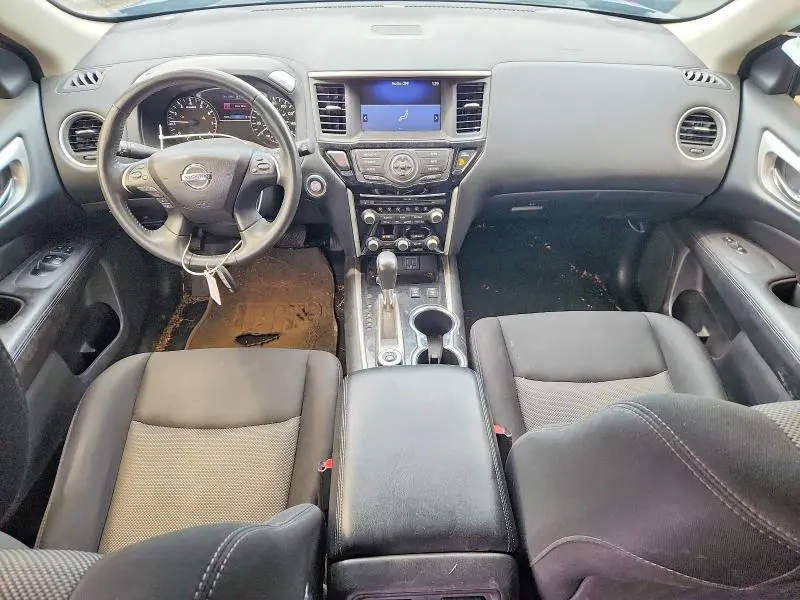 2018 NISSAN PATHFINDER SV  