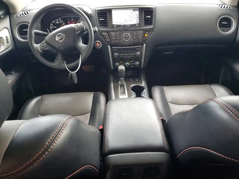 2019 NISSAN PATHFINDER SL  