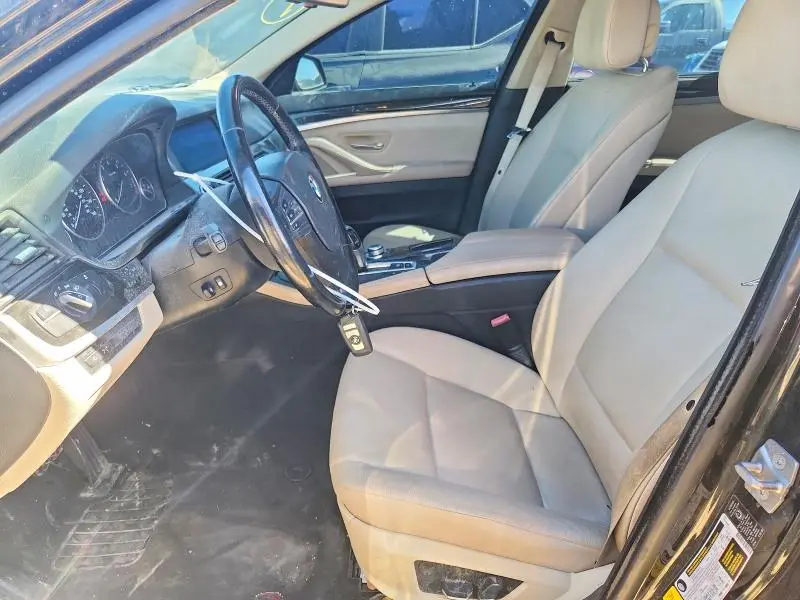 2011 BMW 550 XI  