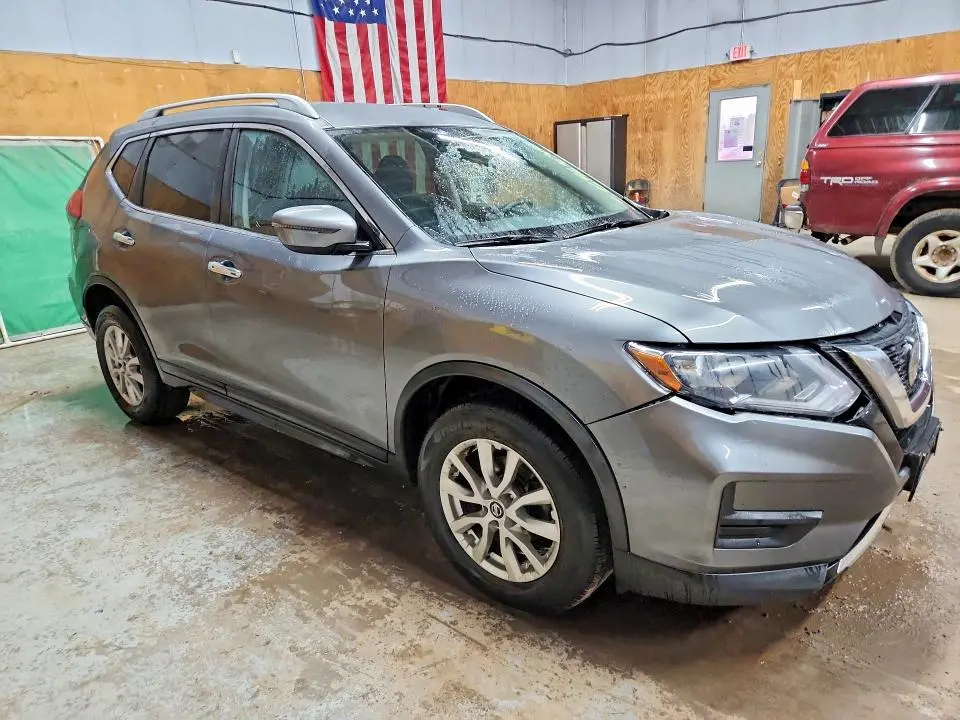 2018 NISSAN ROGUE SV  