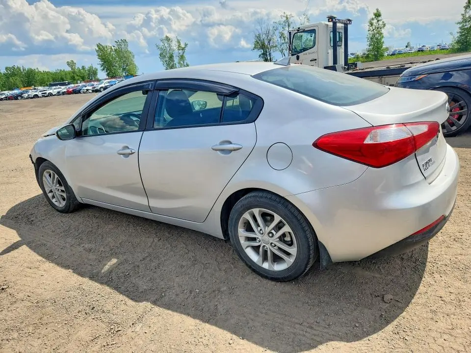 2016 KIA FORTE LX  