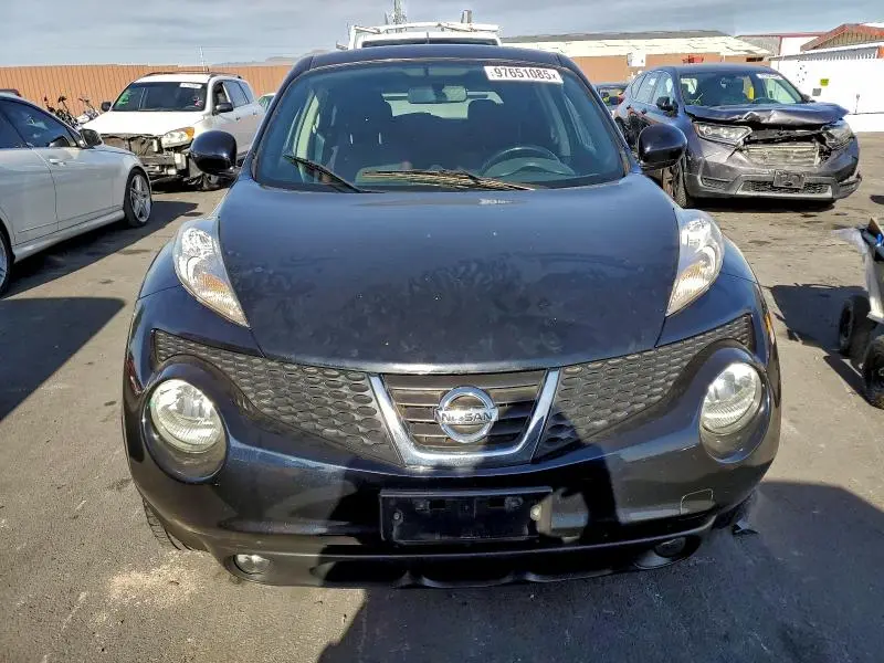 2011 NISSAN JUKE S  