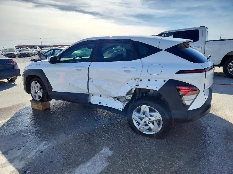 2026 HYUNDAI KONA SE  