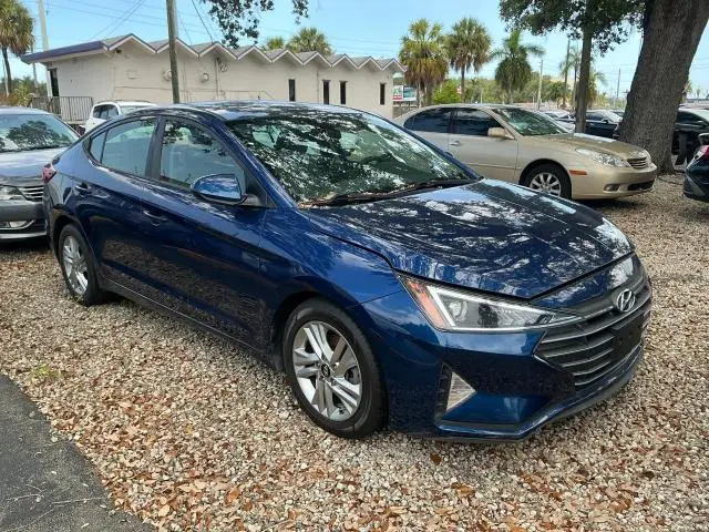 2020 HYUNDAI ELANTRA SEL  