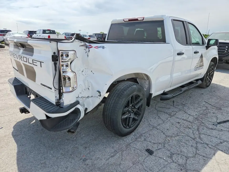 2022 CHEVROLET SILVERADO K1500 CUSTOM  