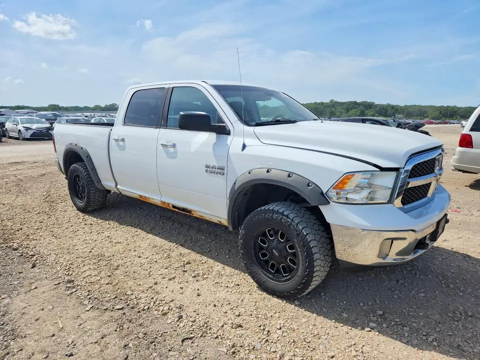 2013 RAM 1500 SLT  