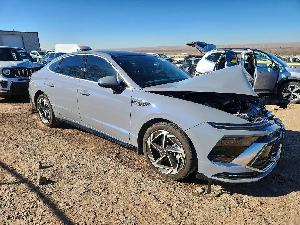 2024 HYUNDAI SONATA SEL  