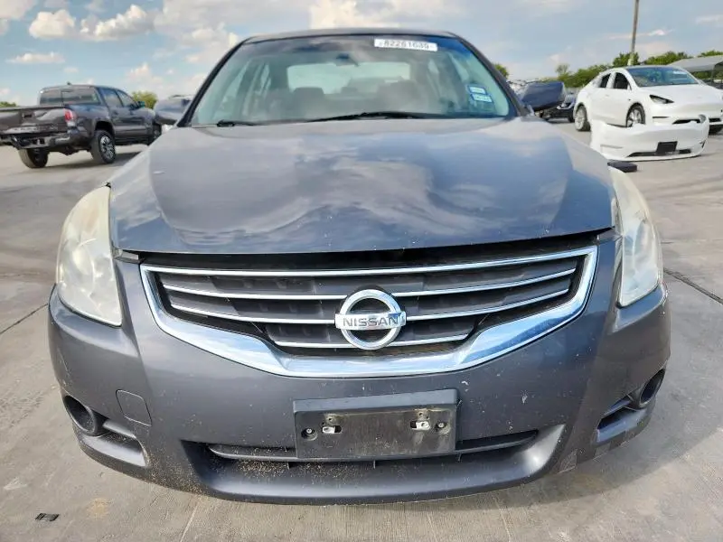 2010 NISSAN ALTIMA BASE  