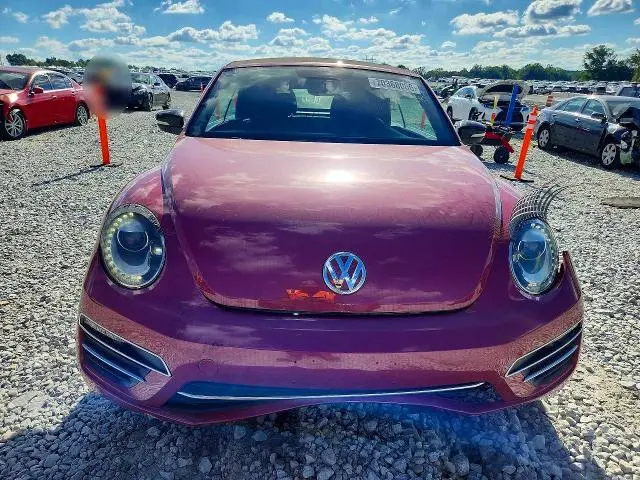 2017 VOLKSWAGEN BEETLE S/SE  