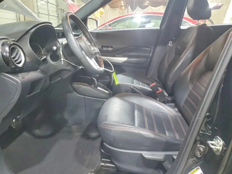 2019 NISSAN KICKS SR  