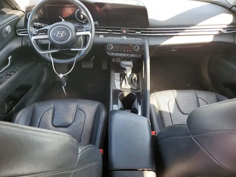 2022 HYUNDAI ELANTRA LIMITED  