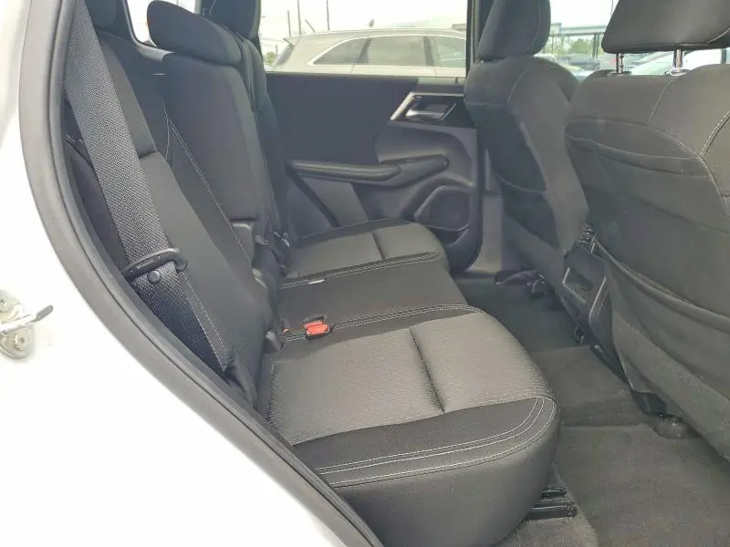 2024 MITSUBISHI OUTLANDER ES  