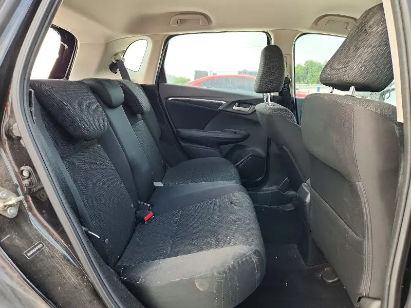 2015 HONDA FIT LX  