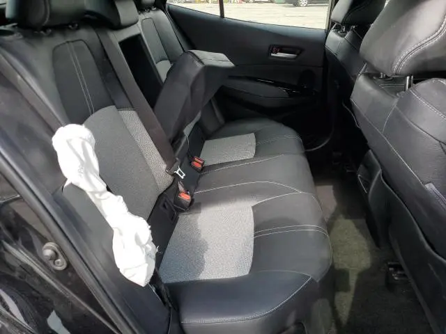 2021 TOYOTA COROLLA XSE  