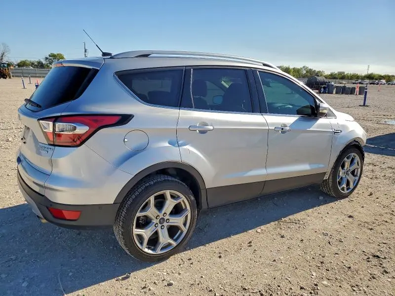 2017 FORD ESCAPE TITANIUM  