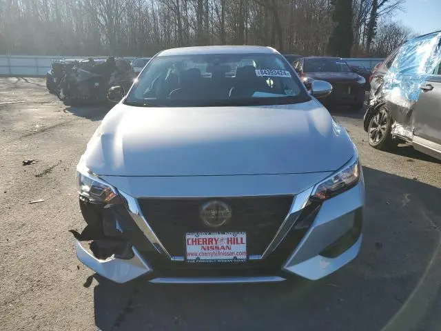 2022 NISSAN SENTRA SV  