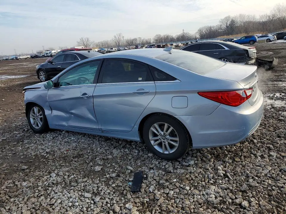 2011 HYUNDAI SONATA GLS  