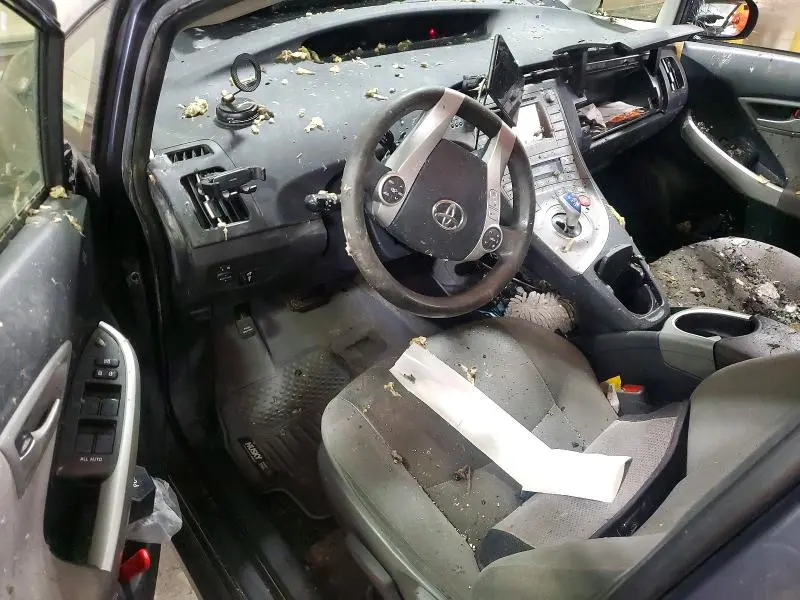 2014 TOYOTA PRIUS TWO  