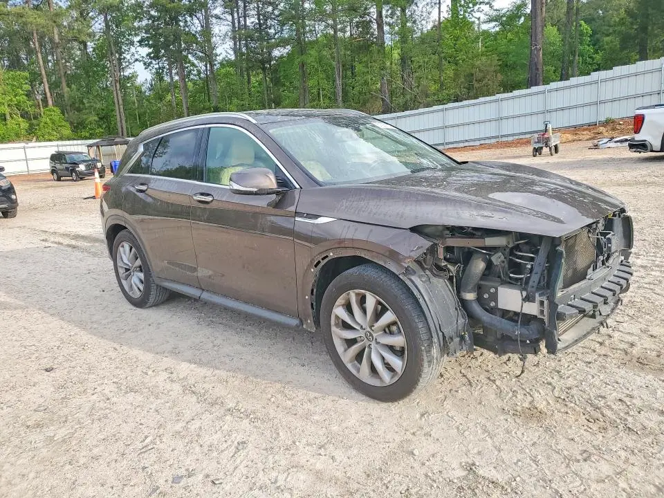 2019 INFINITI QX50 LUXE  