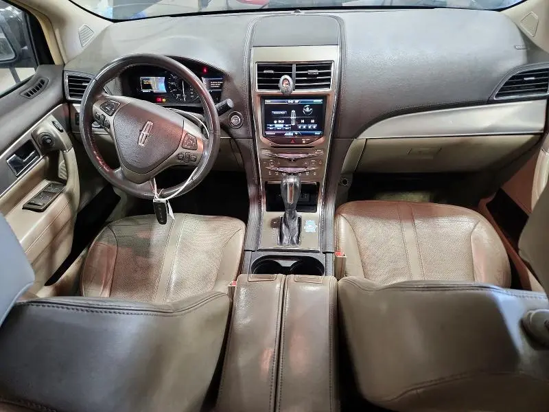 2011 LINCOLN MKX   
