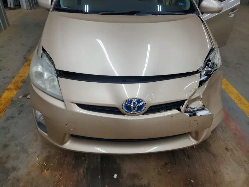 2010 TOYOTA PRIUS II  