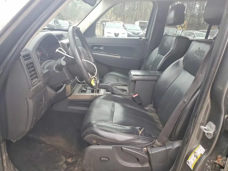 2012 JEEP LIBERTY JET  