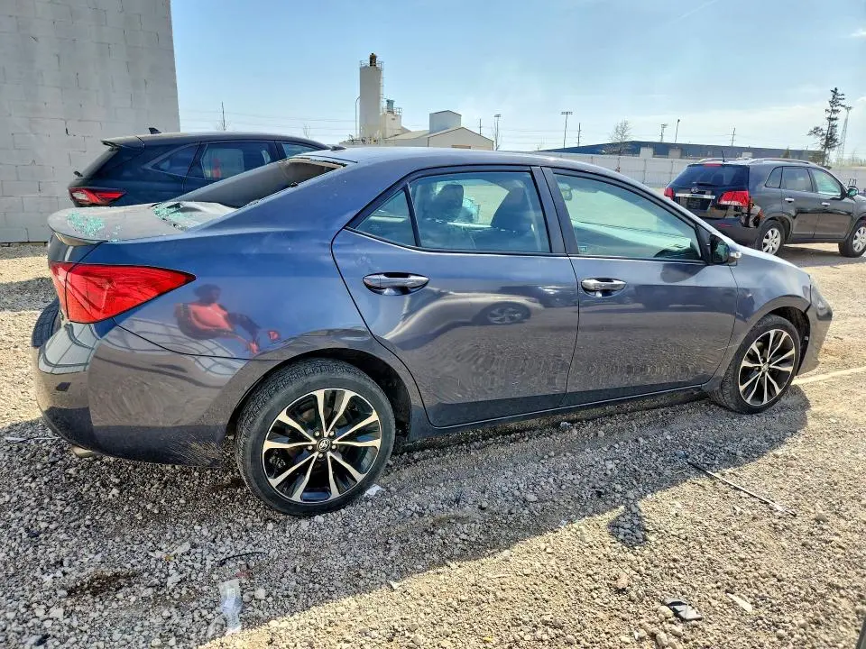 2017 TOYOTA COROLLA XSE  