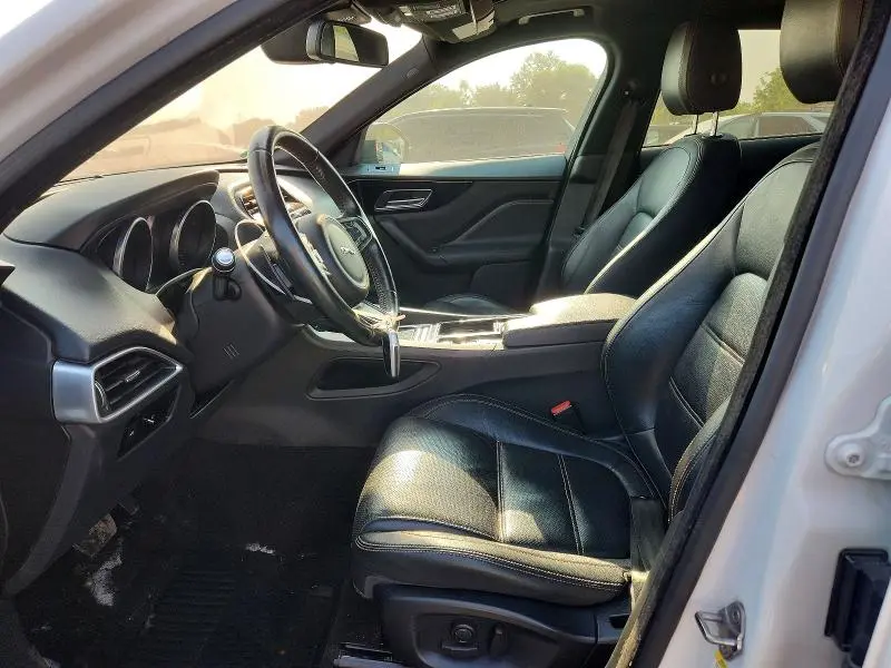 2018 JAGUAR F-PACE PRESTIGE  