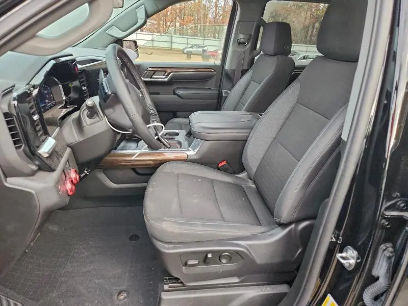 2024 CHEVROLET SILVERADO C1500 RST  