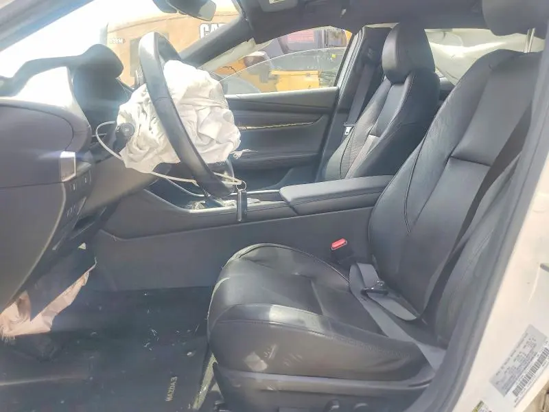 2022 MAZDA 3 PREMIUM  