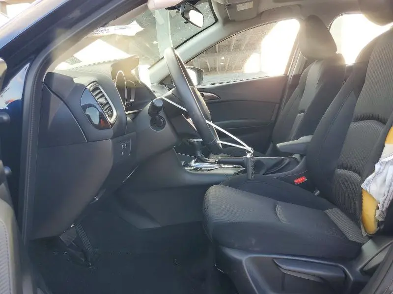 2016 MAZDA 3 TOURING  
