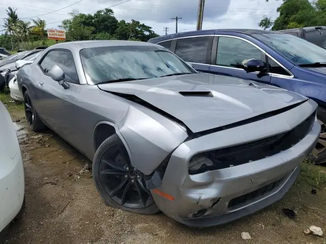 2016 DODGE CHALLENGER SXT  